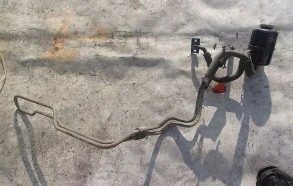 Subaru Outback Power steering radiator 