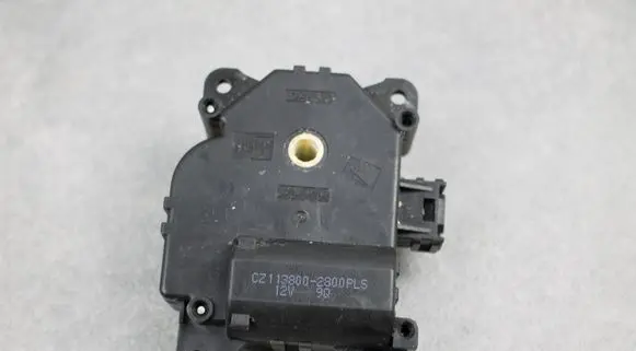Toyota Yaris Air flap motor/actuator ZC1138002800PLS ZC113800 2800PLS