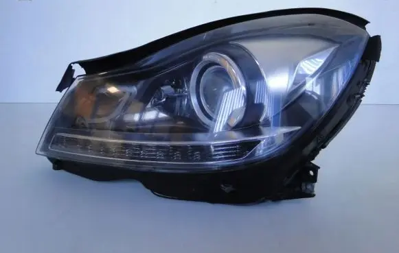 Mercedes-Benz C W204 Headlight/headlamp
