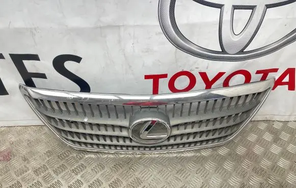 Lexus RX 330 - 350 - 400H Front bumper upper radiator grill 5310148110