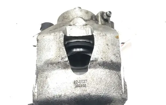 Volkswagen Golf IV Front brake caliper