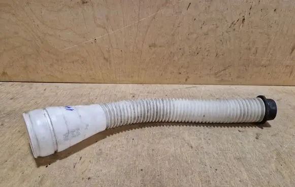 Citroen C4 I Window washer liquid tank fill tube 