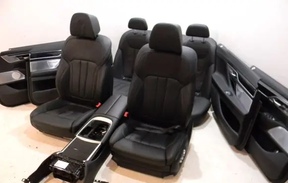 Seat set