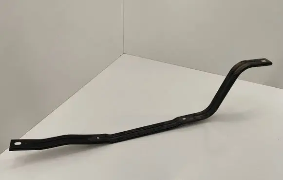 Fuel tank mounting bracket