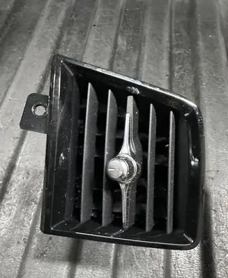 Volvo S90, V90 Dashboard side air vent grill/cover trim 31366585 31651219