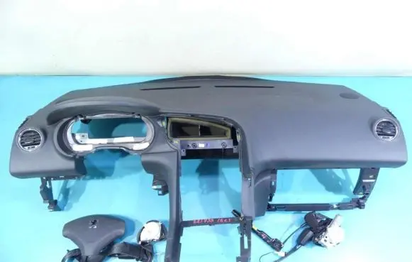 Peugeot 3008 I Dashboard IMPRK1271227