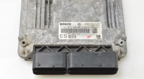 Opel Vectra C Engine control unit/module 55205632