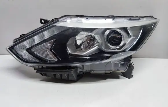 Nissan Qashqai Headlight/headlamp 10018015
