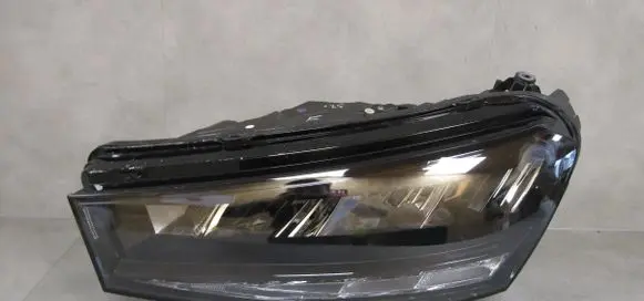 Skoda Fabia Mk4 (6VA) Headlight/headlamp 6VB941015 8V0941015 L449524