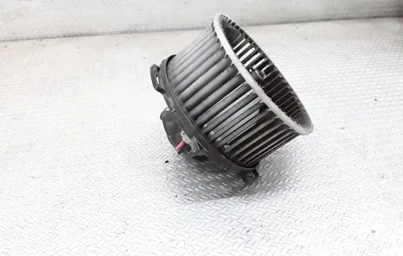 Mazda 3 I Heater fan/blower 8940000270