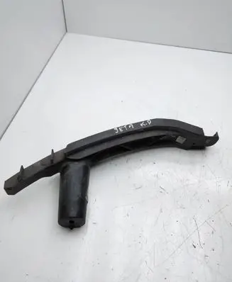 Volkswagen Jetta V Front bumper mounting bracket 1K0807889B