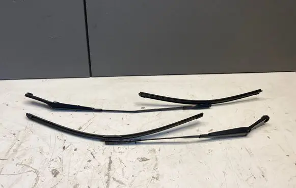 Audi A6 S6 C7 4G Front wiper blade arm 4G1955408B 4G1955407B