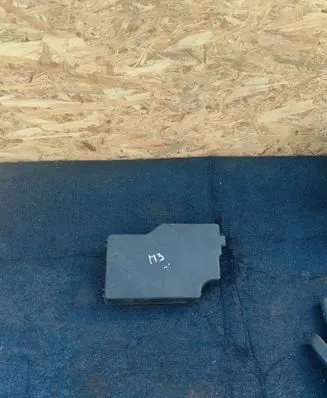 Mazda 3 II Fuse box cover BBR366768