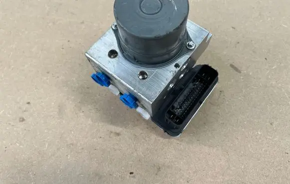 Mercedes-Benz S W223 ABS Pump A2239005026 A2239024118 A2239015506