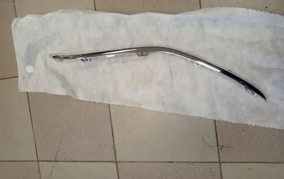 Mercedes-Benz EQS X296 Front bumper splitter molding A2968856401 A2968856101