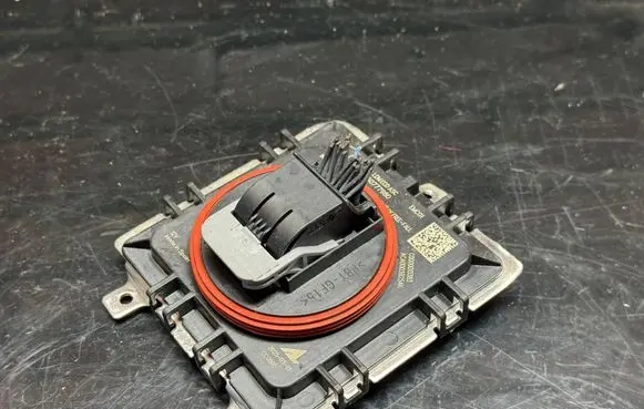 Opel Mokka X LED ballast control module 9850777980