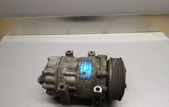 Volvo V50 Air conditioning (A/C) compressor (pump) 3M5H19D629HD