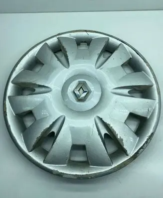 Renault Clio III R15 wheel hub/cap/trim 8200319250