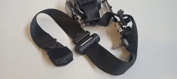 Maserati Levante Front seatbelt 636631500