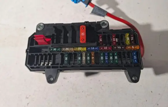 BMW 7 E65 E66 Fuse box set 6900583 18647000000