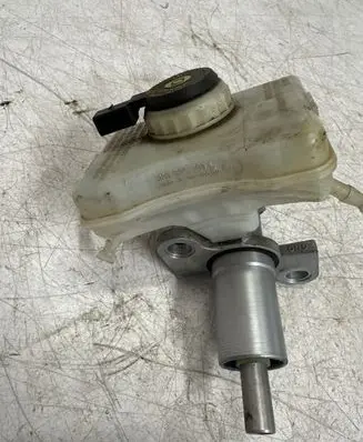 Audi A4 S4 B8 8K Master brake cylinder 8K0611301