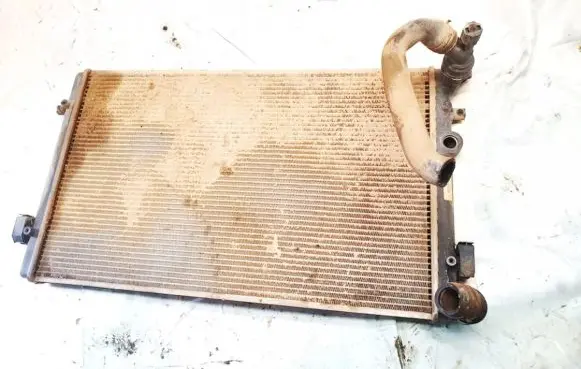 Volkswagen Golf IV Coolant radiator 1j0121253ad