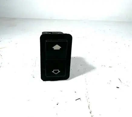 BMW 5 E39 Electric window control switch 8368974 61318368974