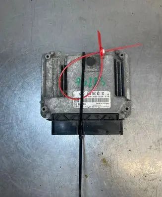 Volkswagen Golf VIII Engine control unit/module ECU 