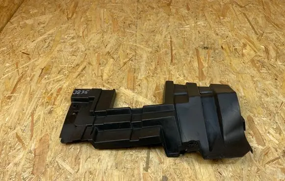 Honda HR-V Radiator trim 713753M0000