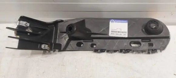 Dodge Durango Headlight/headlamp mounting bracket 68227824AA