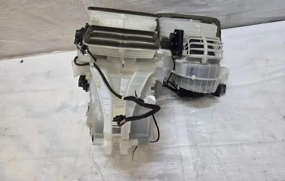 Opel Adam Interior heater climate box assembly 13474884