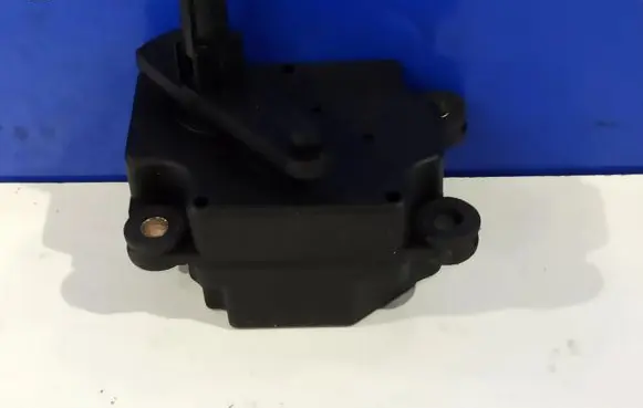 Volvo S80 A/C air flow flap actuator/motor 31101059