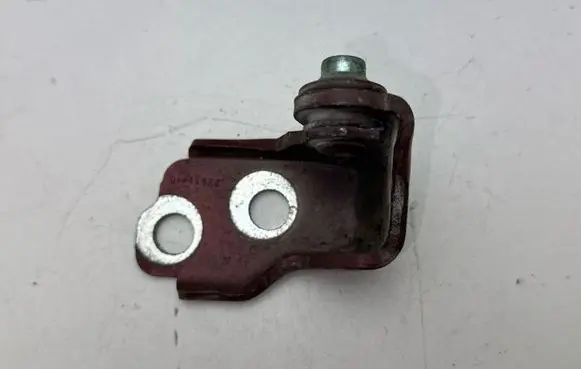 Ford Mustang VI Front door lower hinge 