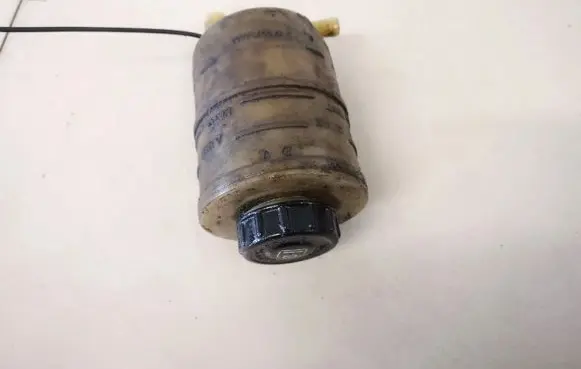 Power steering fluid tank/reservoir