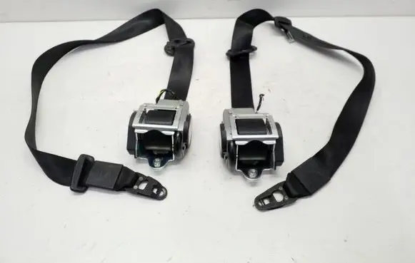 Audi A4 S4 B7 8E 8H Front seatbelt 8E0857705G 8E0857706G