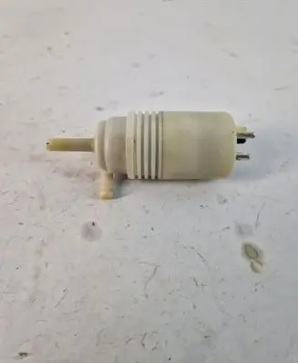 Windscreen/windshield washer pump