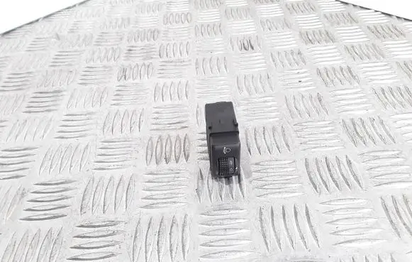 Nissan Qashqai Headlight level height control switch 25190JD00B