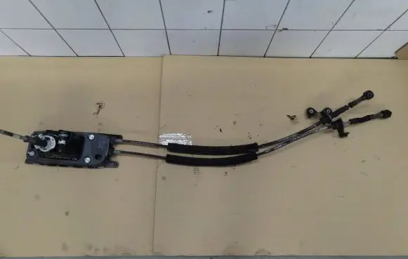 Seat Leon (1P) Gear shifter/selector 5Q0711049AQ