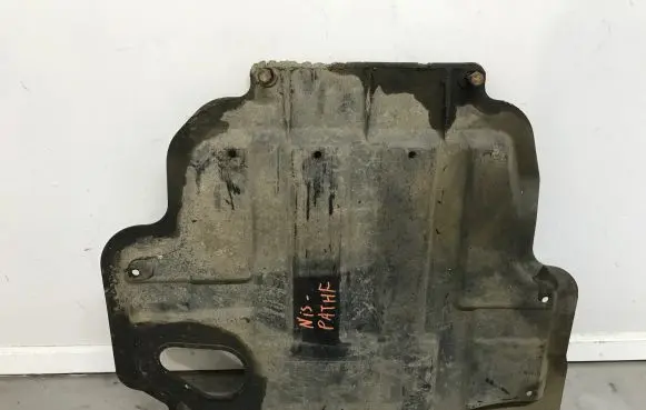 Nissan Pathfinder R51 Engine splash shield/under tray 50830EA400