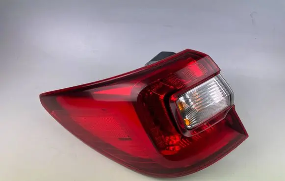 Subaru Outback (BS) Rear/tail lights 946074