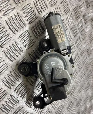 Audi A4 S4 B5 8D Rear window wiper motor 8L0955711B 48844927