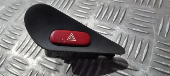 Peugeot 406 Hazard light switch 963040347A 231277