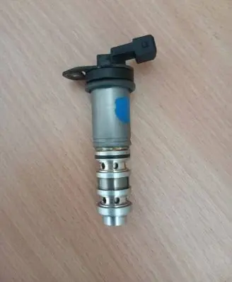 BMW X5M E70 Camshaft vanos timing valve 7561264