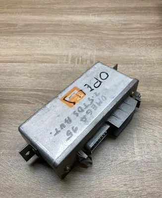 Opel Omega B1 ABS control unit/module 0265100042