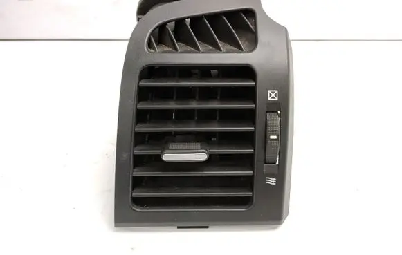 Chevrolet Captiva Dashboard side air vent grill/cover trim ADX66KF1