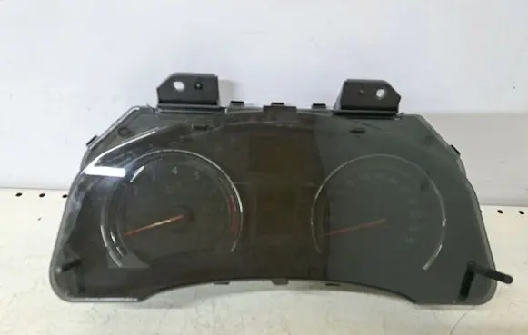Toyota Avensis T270 Speedometer (instrument cluster) 8380005M10