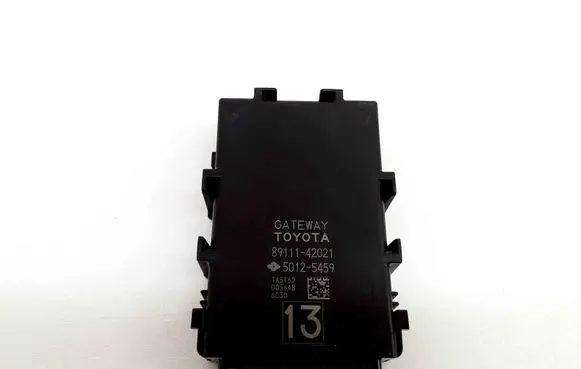 Toyota RAV 4 (XA40) Gateway control module 8911142021