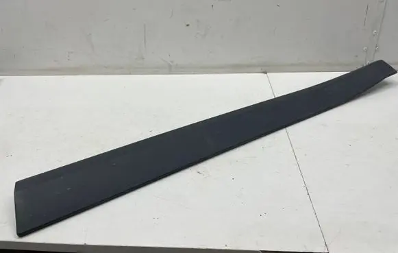 Jeep Compass Front door trim (molding) 5UP24TRMAA 501681