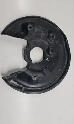 Volkswagen PASSAT B6 Rear brake disc plate dust cover 