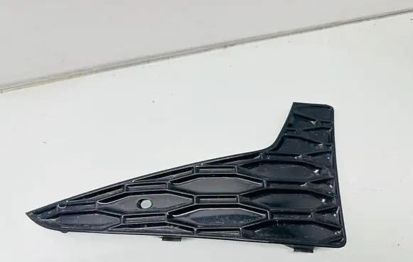 Seat Leon (5F) Front bumper lower grill 5F0853665B